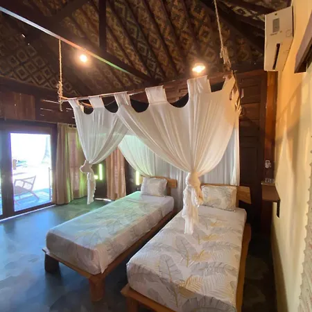 Eco Casa Hotel Karimunjawa Exterior photo